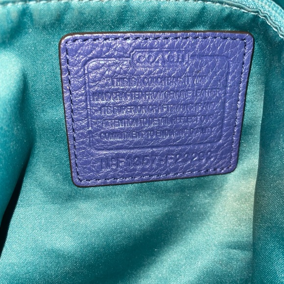 Coach Leather crossbody bag w/free matching wristlet - Picture 6 of 15